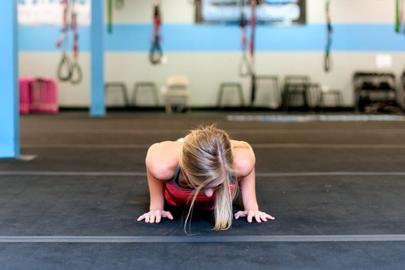 Triceps Push Ups