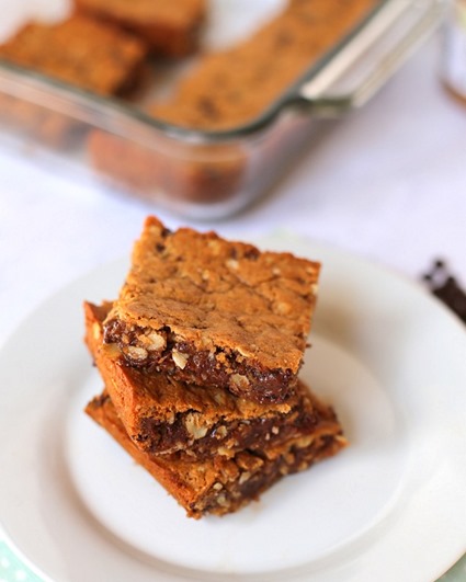 chocolate chip almond butter bars