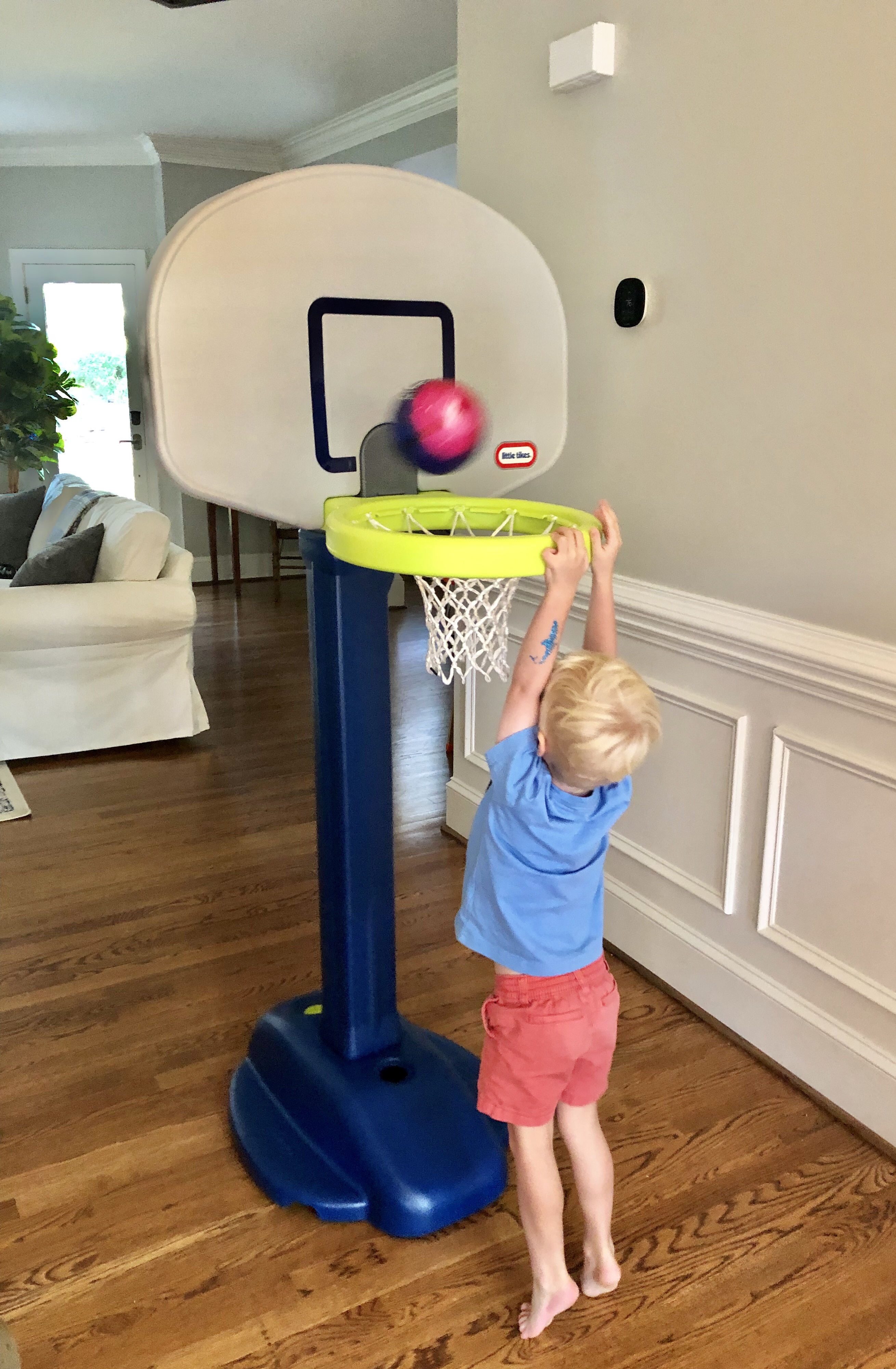 little tikes adjustable basketball hoop