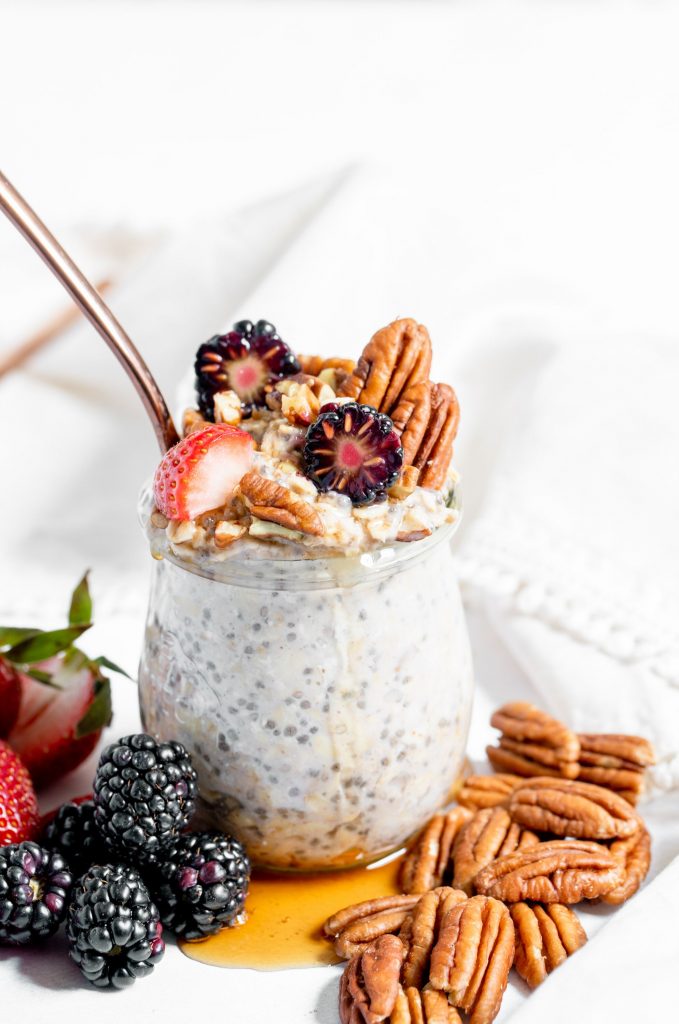 Maple Pecan Overnight Oats