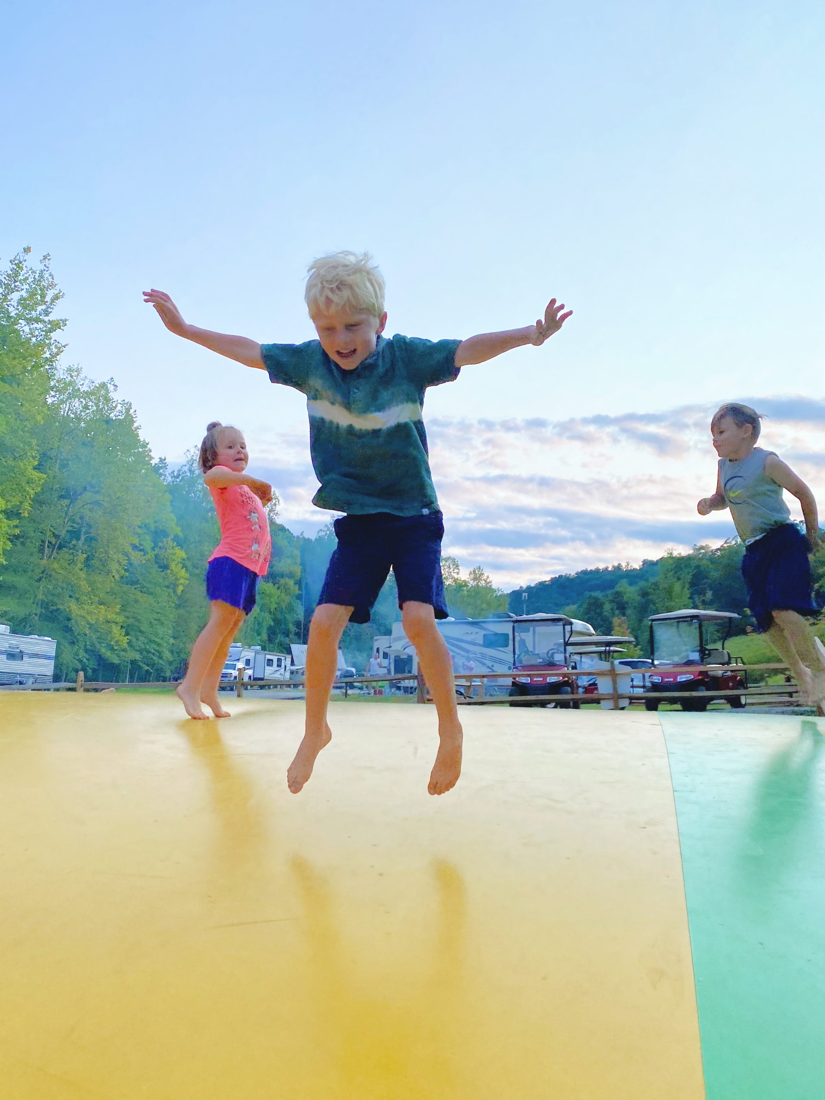 Bouncing around Jellystone Park Campground is all about the kids – The  Denver Post