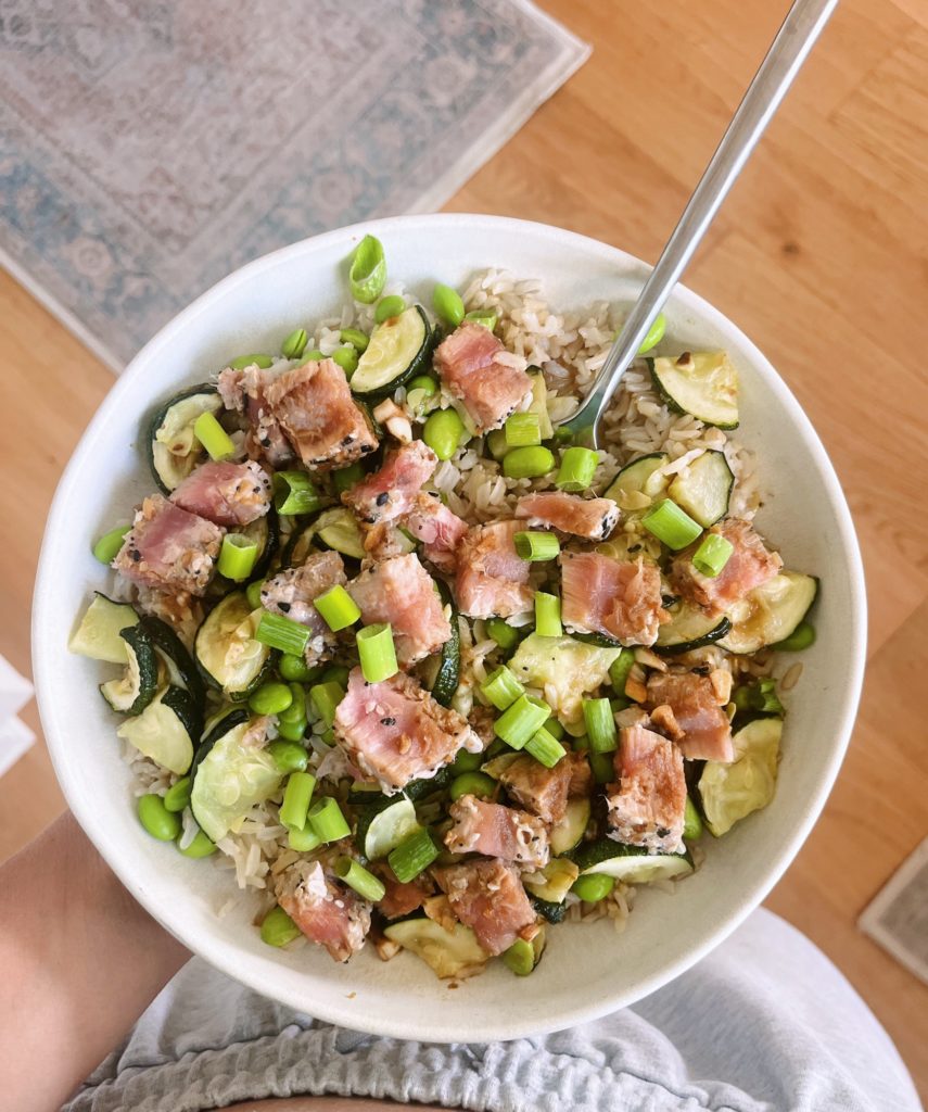 everything bagel tuna poke bowls